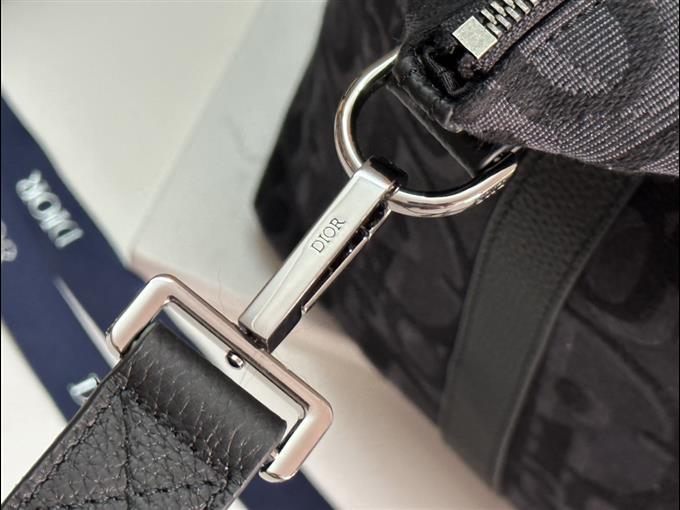 2025228Y 700P203146955